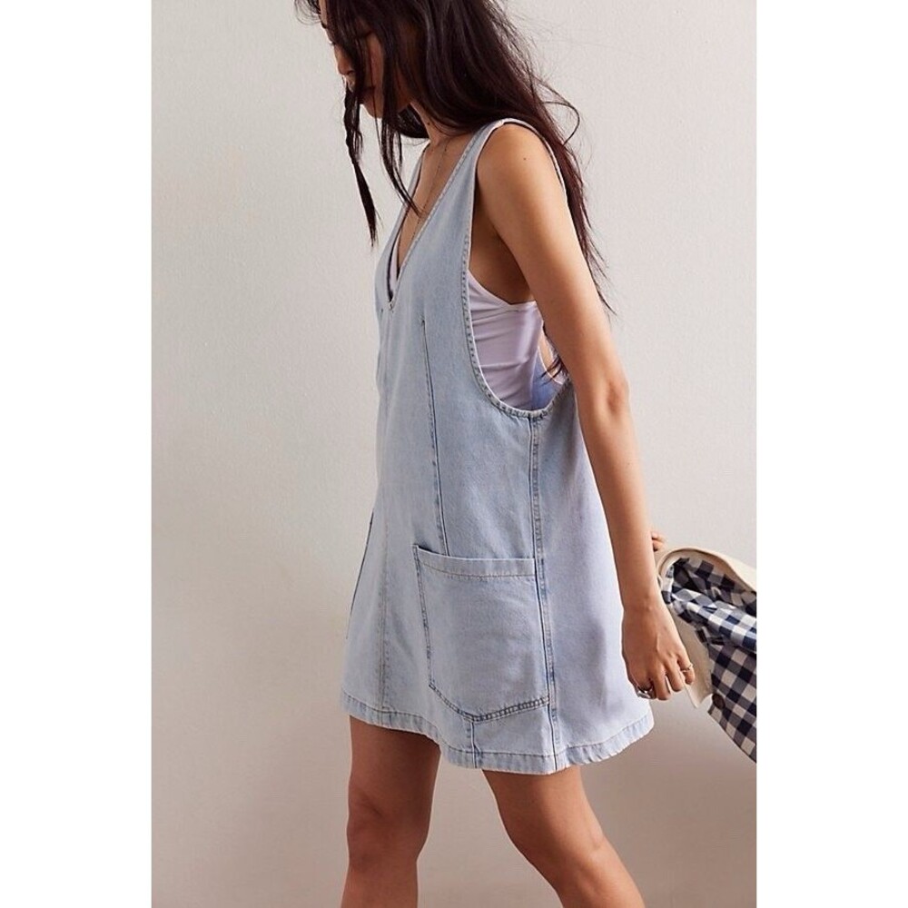 FREE PEOPLE WE THE FREE HIGH ROLLER DENIM OVERALL SKIRTALL MINI DRESS XL NWOT - Picture 9 of 10